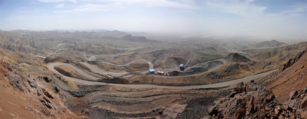 افتتاح و بهره برداری دو طرح معدنی-صنعتی با حضور جهانگیری در خواف (گزارش تصویری از زوایای مختلف)