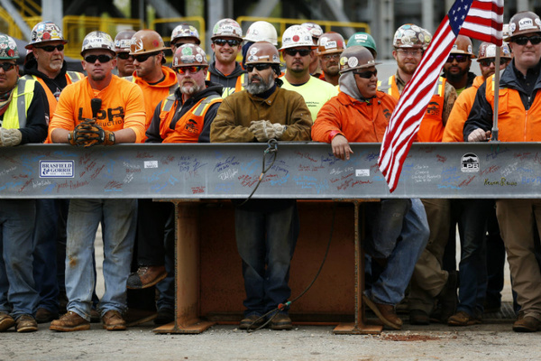 افزایش تعرفه واردات فلزات ۷ میلیون کارگر آمریکایی را بیکار می‌کند