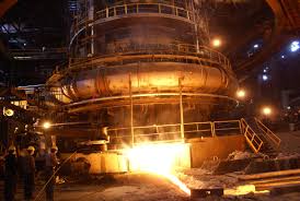 تاسیس ذوب آهن اصفهان موجب شکل‌‌گیری بسیاری از صنایع دیگر در کشور شد/ خود را بخشی از خانواده بزرگ ذوب آهن می‌دانم