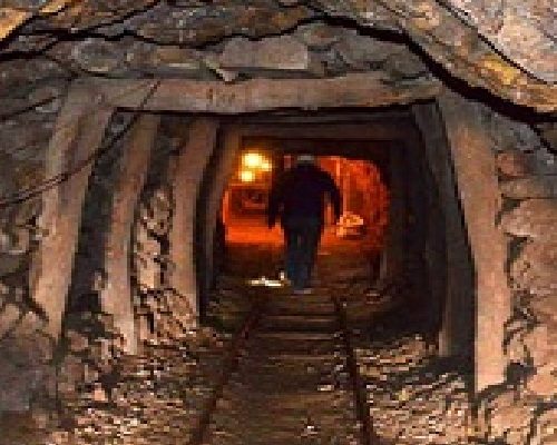 معدن، یکی از هسته‌ های کلیدی توسعه استان فارس