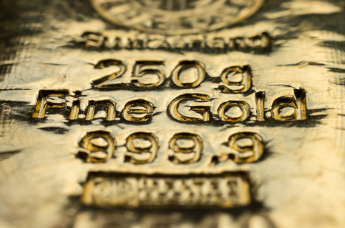 در آینده نزدیک بالای 1246 دلار هدف صعودی و پایین 1196.30 هدف نزولی طلا است