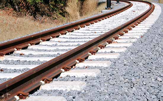 قراردادهای جدید برای خرید ریل ملی منعقد می‌شود/ بررسی تغییر قیمت بلیت قطار در کارگروه تخصصی