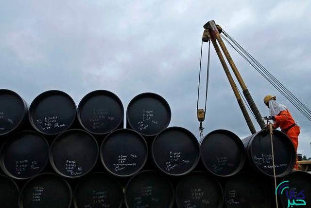 نفت ۱.۱ درصد گران شد