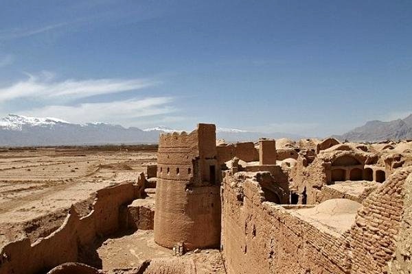 مقصر کم‌آبی اصفهان، یزد نیست / خطر پیشروی کویر تا تهران