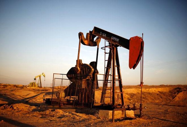 کاهش قیمت نفت آمریکا در آستانه اجرای ساز و کار ویژه مالی ایران و اروپا