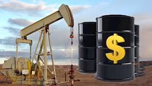 روند نزولی قیمت نفت به دنبال کاهش تولید کارخانه‌های آسیا