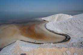 شورابه های دریاچه نمک مهمترین ظرفیت های معدنی استان قم است