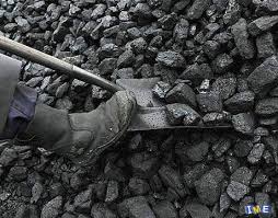 بارگیری دومین محموله صادراتی زغال سنگ طبس به مقصد چین