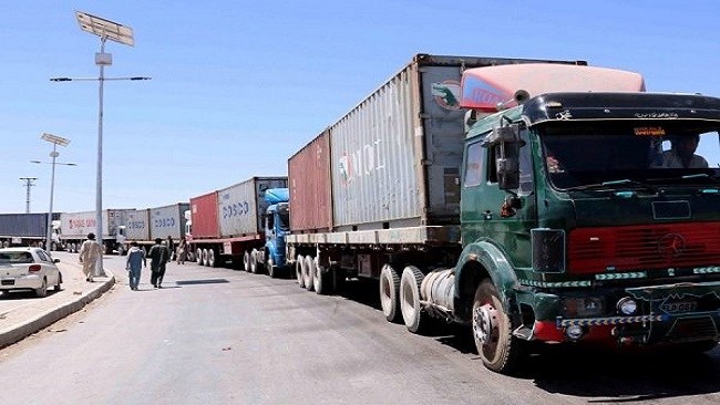 مرز «ابونصرفراهی» افغانستان به روی کالاهای ایرانی باز شد