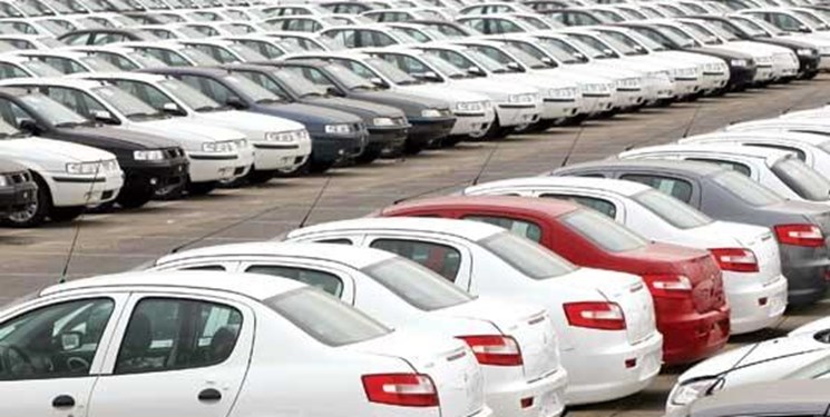 مصوبه کمیته خودرو وزارت صنعت: فروش فوری خودروسازان ۱۰ درصد افزایش می‌یابد