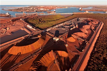 کاهش چشمگیر بهای سنگ آهن در چین