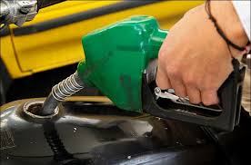 روزانه ۱۱۰ میلیون لیتر بنزین در کشور تولید می‌کنیم که در تاریخ بی‌سابقه است