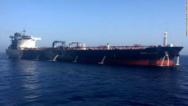 خطر فاجعه زیست محیطی برای نفتکش یمنی