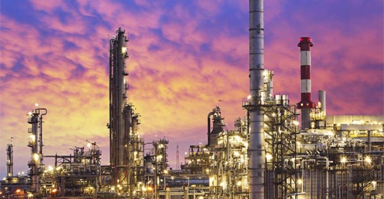 نقش‌آفرینی در قیمت‌گذاری جهانی نفت با افزایش ظرفیت پتروپالایشگاه‌ها