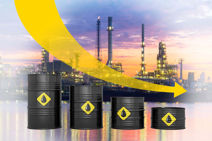 افت قیمت نفت به دلیل جهش ذخیره‌سازی نفت در آمریکا