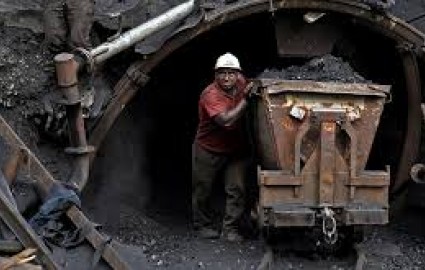مشکلات کارگران معدن آق دربند ناشی از سوء مدیریت مدیر عامل است