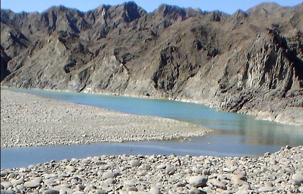 وابستگی نیمی از جمعیت سیستان و بلوچستان به رودخانه هیرمند خطای نابخشودنی وزارت نیرو است
