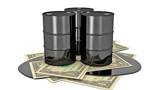 حسین زاده: بودجه سال آینده با فروش روزانه ۵۰۰ هزار بشکه نفت بسته شود