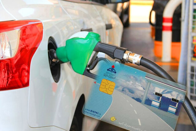 انتقاد از نبود برنامه‌ریزی در افزایش قیمت بنزین