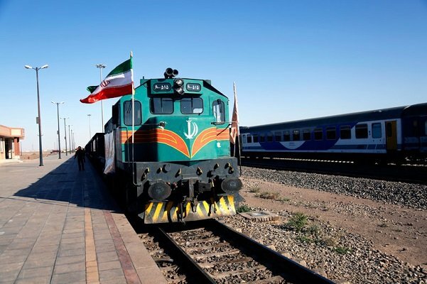 افتتاح بزرگترین راه‌آهن ۲ خطه کشور تا پایان آبان ۹۸/ زلزله آذربایجان شرقی هیچ خسارتی به خط میانه وارد نکرد