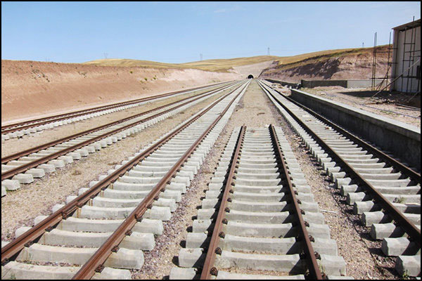 امکان اتصال راه‌آهن ایران به چین و روسیه فراهم شد