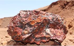 کشف بیش از ۲ تن سنگ معدن غیرمجاز در اسفراین