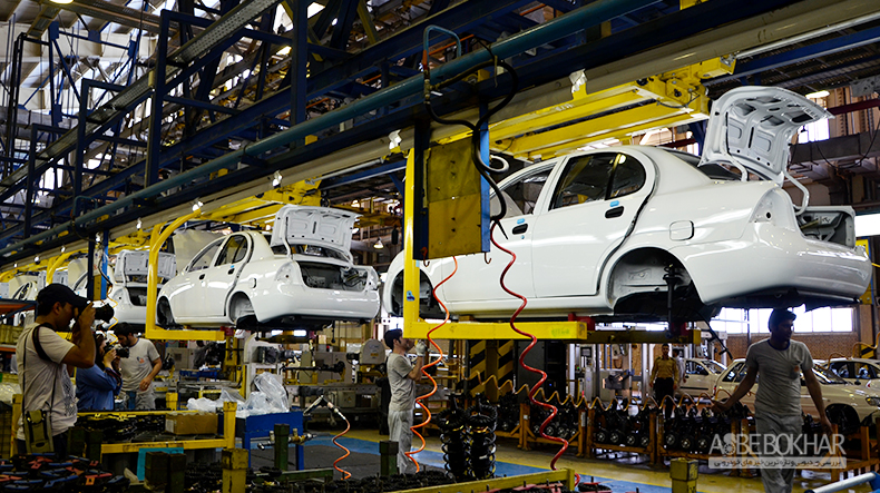 وزیر صنعت: واگذاری سهام خودرو سازان منتفی نشده است