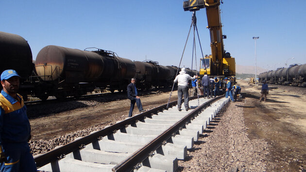 راه اندازی راه آهن سنندج - همدان تا ۱۴۰۰ با ریل ملی