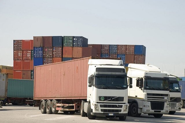 افزایش ۱۸درصدی صادرات کالا از گمرکات استان به خارج