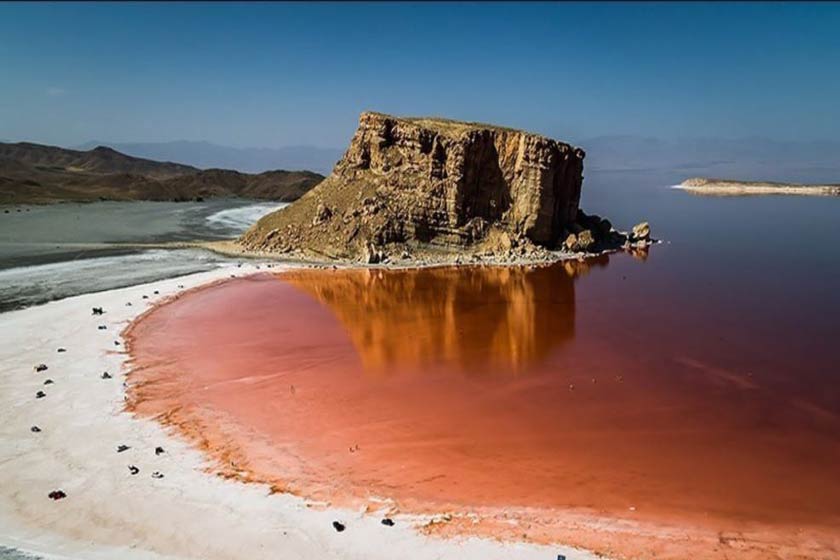 طرح انتقال آب به دریاچه ارومیه بدون وقفه اجرا می‌شود