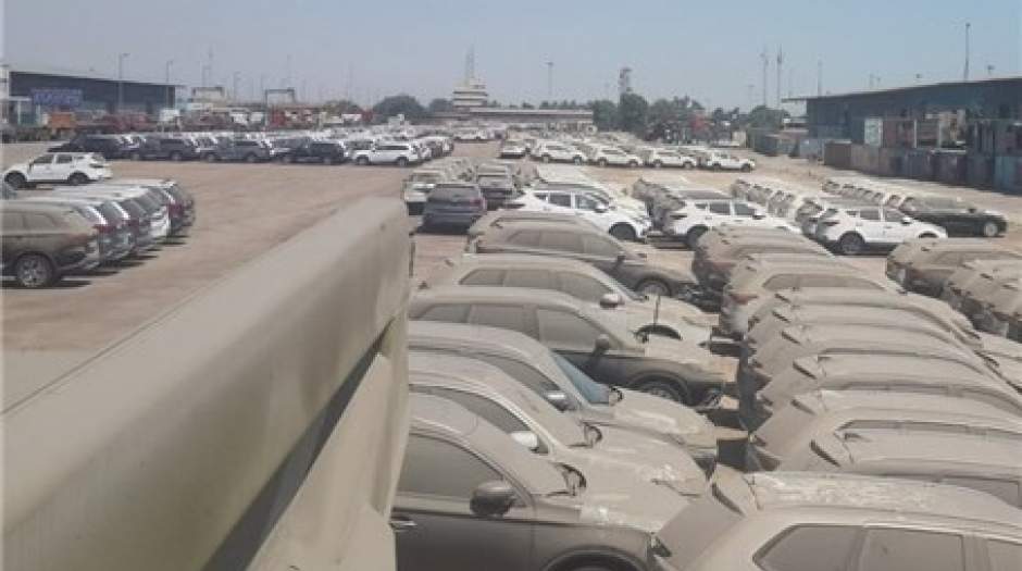 پشت پرده خودروهای حبس شده در گمرک/ پیش‌بینی قیمت وارداتی‌ها تا شب عید