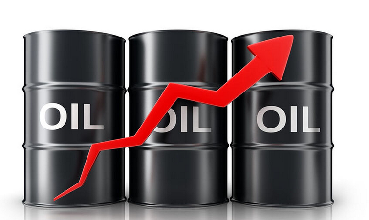 کاهش قیمت نفت به زیر ۵۷ دلار