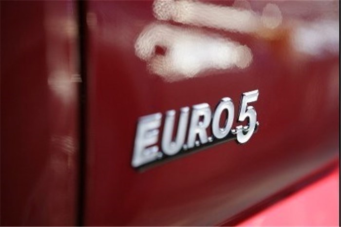 بی‌تحرکی در اجرای استاندارد یورو ۵