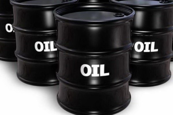نفت به قعر «دهگان‌ها» سقوط می‌کند