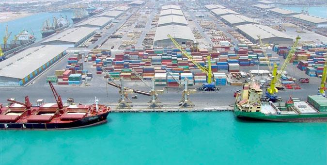 ترافیک بندر چابهار در روزهای کرونایی؛ هفت کشتی بزرگ تجاری آماده پهلوگیری هستند