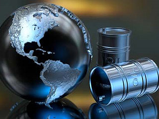 نفت برای ثبت بیشترین رشد ماهانه در انتظار مذاکرات هفته دوم ژوئن