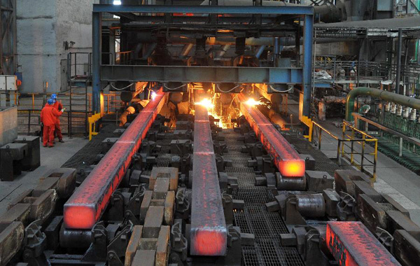 افزایش تولید فولاد خام چین در پی رونق ساخت‌وساز
