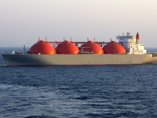 صادرات LNG آمریکا نصف شد