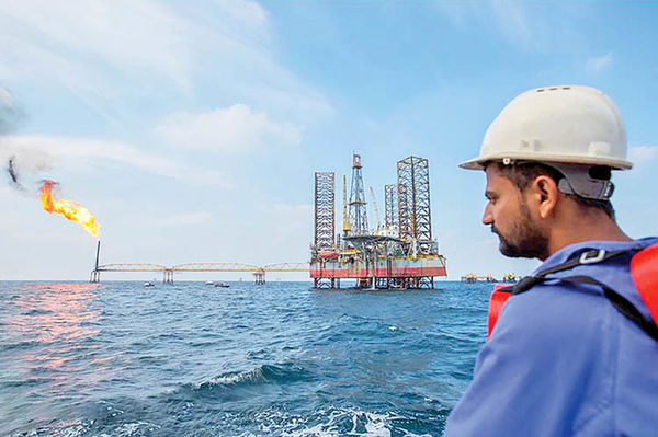 نقشه‌خوانی نفت ایران در افق ۲۰۴۰/ مرکز پژوهش‌ها می‌گوید ایران تا رتبه هفتم جدول تولیدکنندگان نفت دنیا پایین خواهد رفت