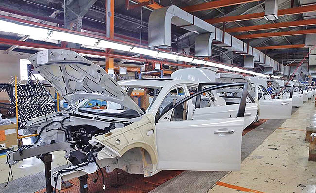 ارتقای جایگاه صنعت خودروسازی ایران به رتبه ۱۸ جهان