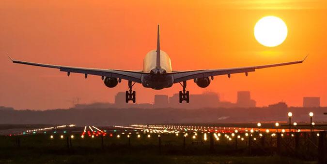 ورود کمیسیون عمران به پرونده افزایش قیمت بلیط هواپیما/نرخ‌نامه جدید غیرواقعی است