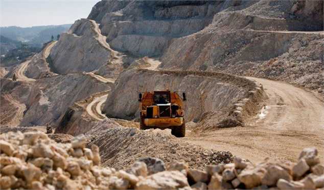 بیش از دو میلیون تن مواد معدنی از بوشهر صادر شد