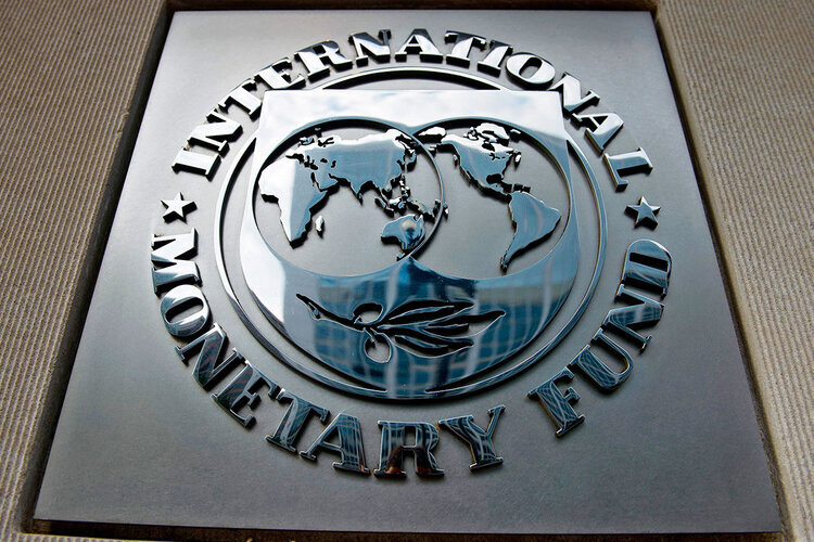 صندوق بین المللی پول فارغ از فشار آمریکا وام ایران را تصویب کند