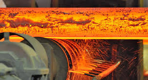 صنعت فولاد از صنایع سودساز کشور است/ مجلس از فولادسازان حمایت می کند