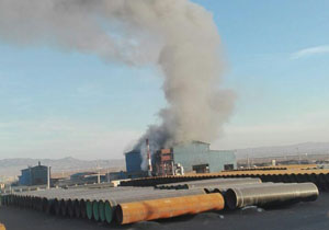 آتش‌سوزی گسترده کارخانه ذوب‌آهن در سلفچگان قم