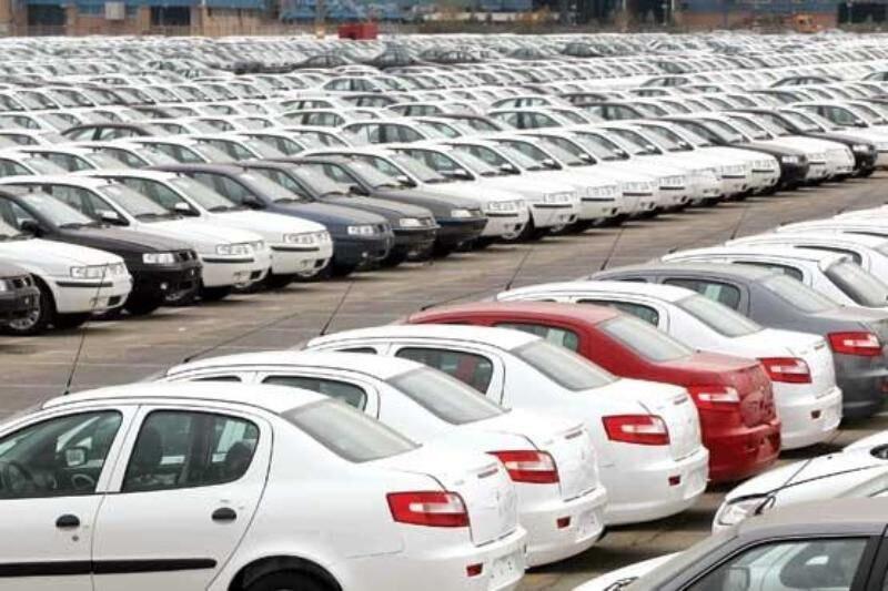 وضعیت نابسامان فروش خودرو ، عامل توزیع ۱۰۰ هزار میلیارد تومان رانت در کشور