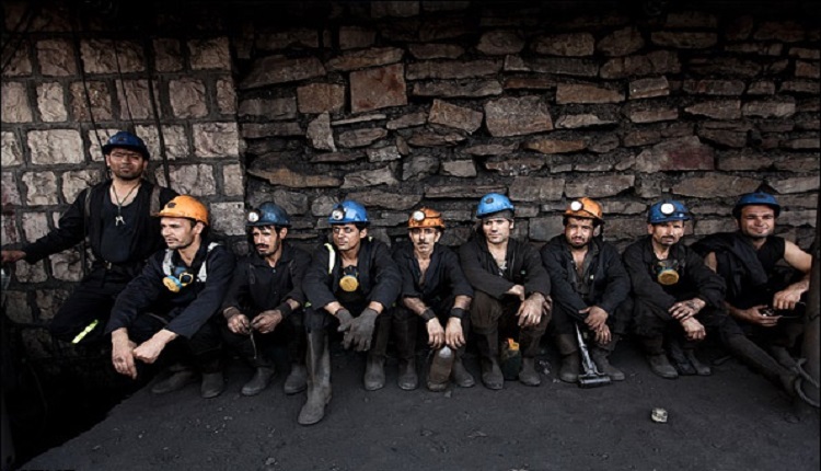 کارگران معدن زغال سنگ و روزهای کاری بدون بیمه