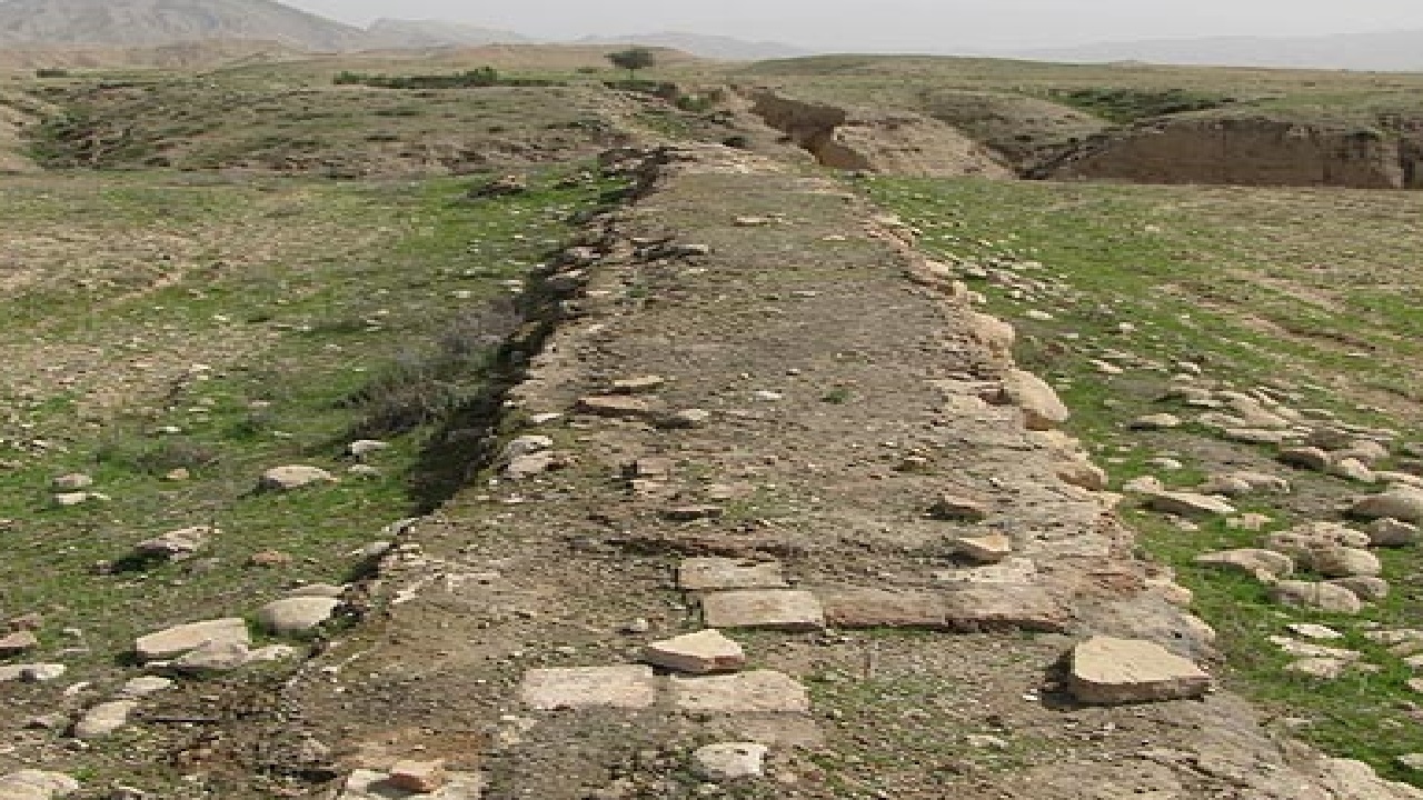 توقف عملیات غیر مجاز در عرصه باستانی ارجان بهبهان