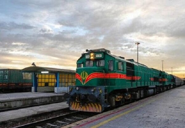 درآمد ۱۴۲.۹میلیارد تومانی راه آهن آذربایجان از حمل و نقل بین‌المللی