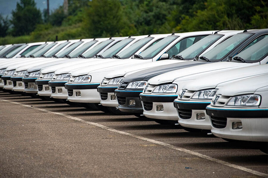 خودروهای تولید شده داخلی در بورس عرضه می‌شوند
